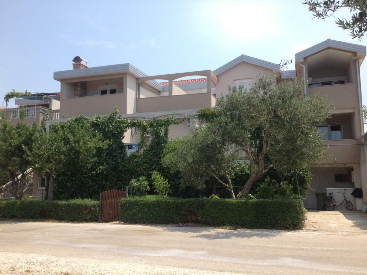 Apartments Dubravka Pirovac Exterior photo